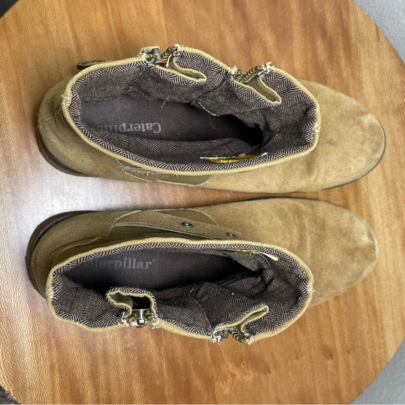 Women’s CAT Caterpillar Moto Zipper Work Boots Size 10/41 Camel Suede - Picture 16 of 16